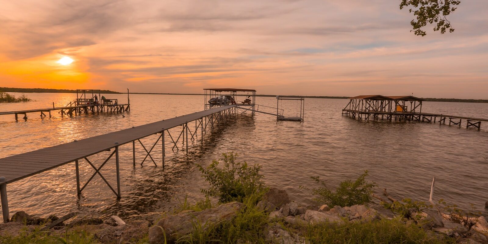 Quinlan Lake House with Dock-266 Quinlan Lake House with Dock